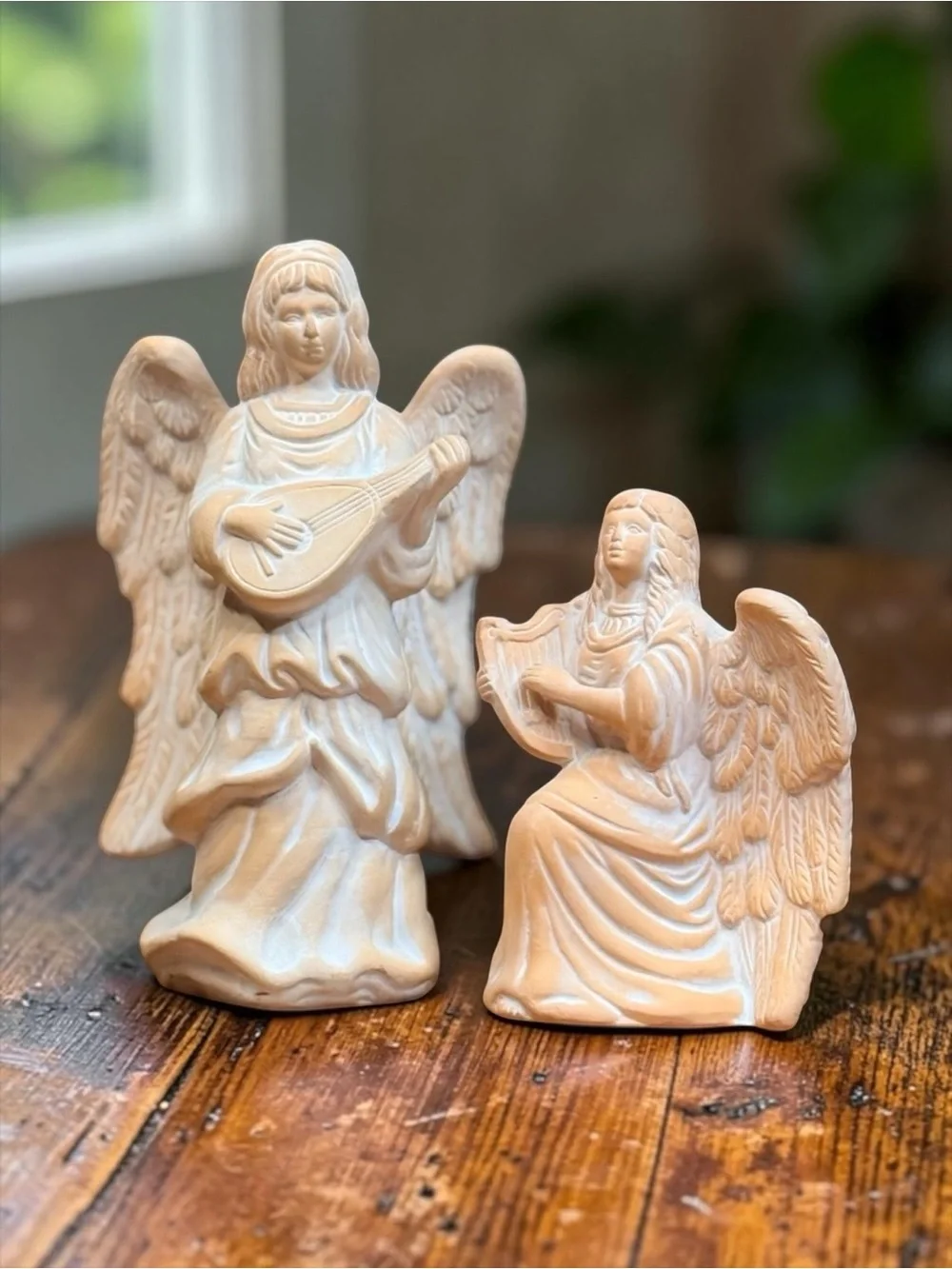 KEYPOINT Angels Playing Musical Instruments Figurines (Set of 2)